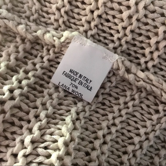 BRANDY MELVILLE Cream Long Sleeve SWEATER TOP - Picture 7 of 7